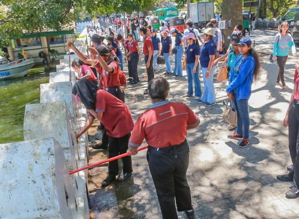 Youth එක Clean වෙන ආදර පෙබරවාරීය
